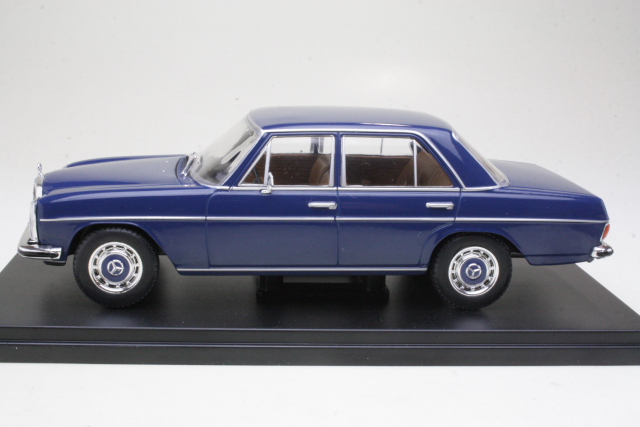Mercedes 200D (w115) 1968, tummansininen