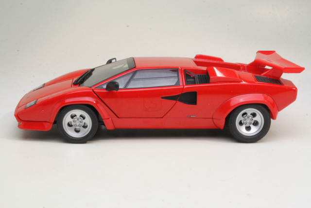 Lamborghini Countach LP5000S, red