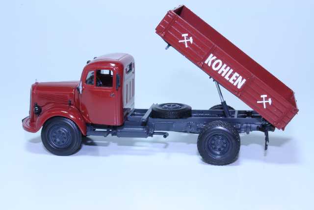 Mercedes L3500 "Kohlen", dark red