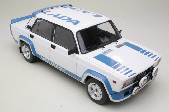 Lada 2105 VFTS 1983, white