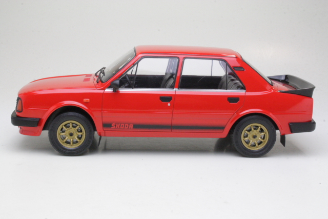 Skoda 130LR 1988, punainen