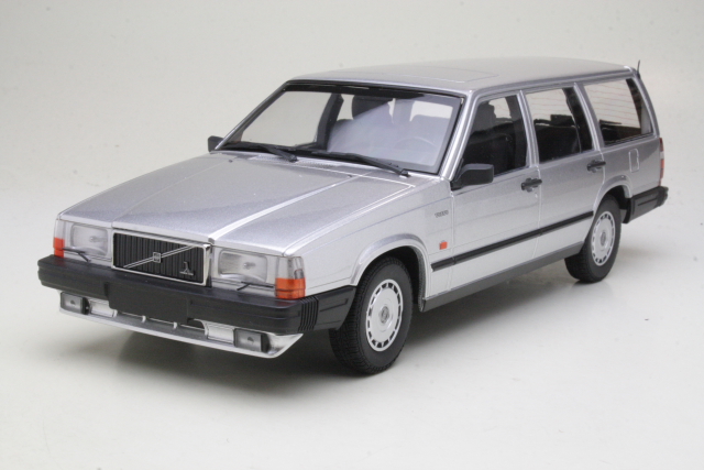Volvo 740 GL Break 1986, silver