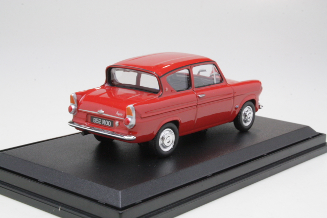 Ford Anglia Mk1 1959, punainen