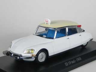 Citroen ID19 Taxi 1968, valkoinen