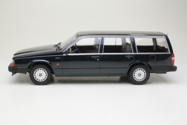 Volvo 740 GL Break 1986, dark green
