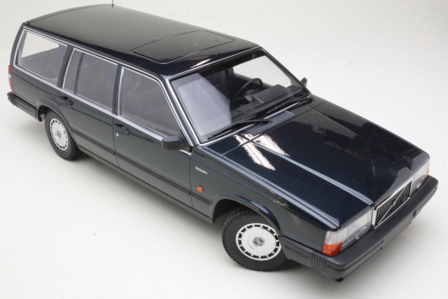 Volvo 740 GL Break 1986, dark green