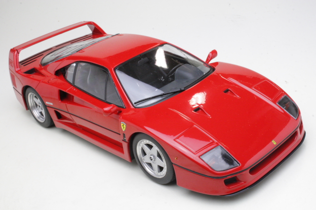 Ferrari F40 1987, punainen - Sulje napsauttamalla kuva