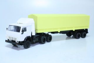 Kamaz 5410 semitrailer, white/yellow