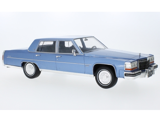 Cadillac Fleetwood Brougham 1982, blue