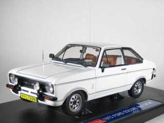 Ford Escort Mk2 1600 Sport 1975, valkoinen