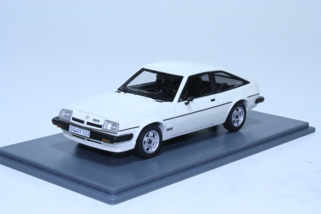 Opel Manta B CC GTE 1980, valkoinen