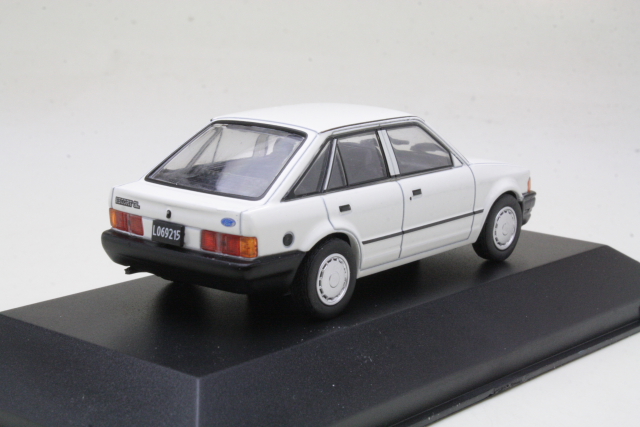 Ford Escort GL Mk4 1988, white