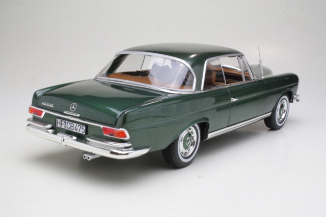 Mercedes 250SE Coupe 1965, green