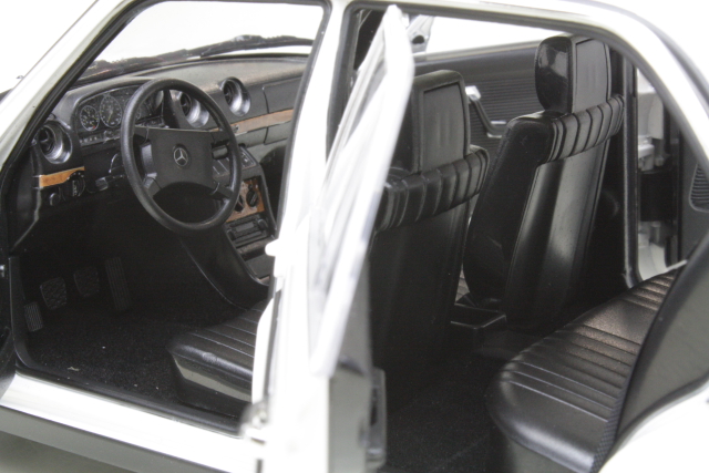 Mercedes 200E (w123) 1982, valkoinen