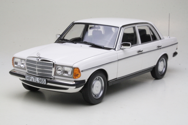 Mercedes 200E (w123) 1982, valkoinen