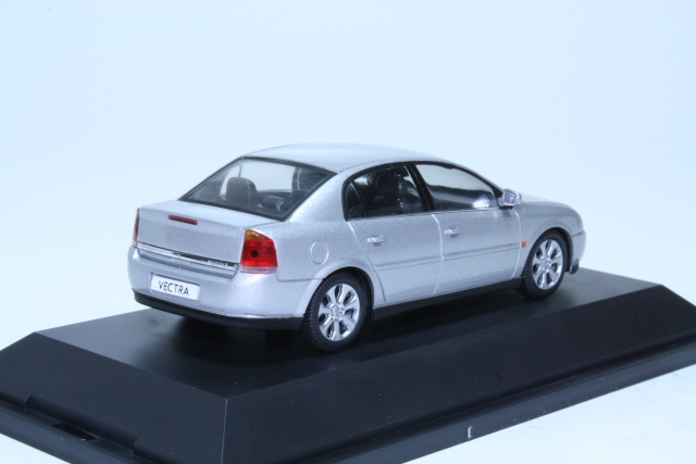 Opel Vectra 2002, silver
