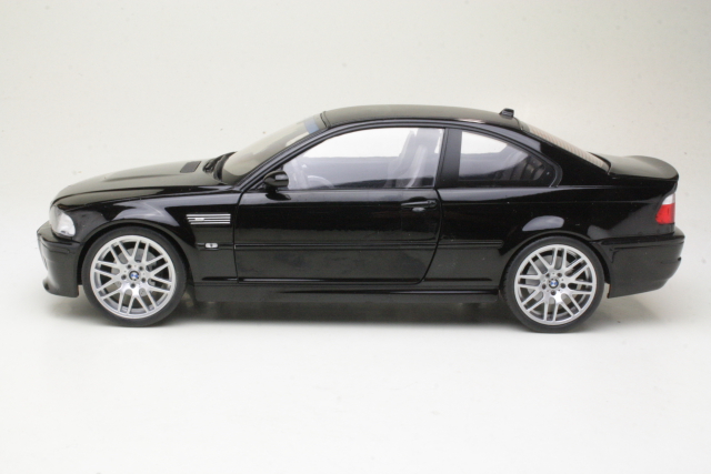 BMW M3 CSL (e46) Coupe 2003, musta