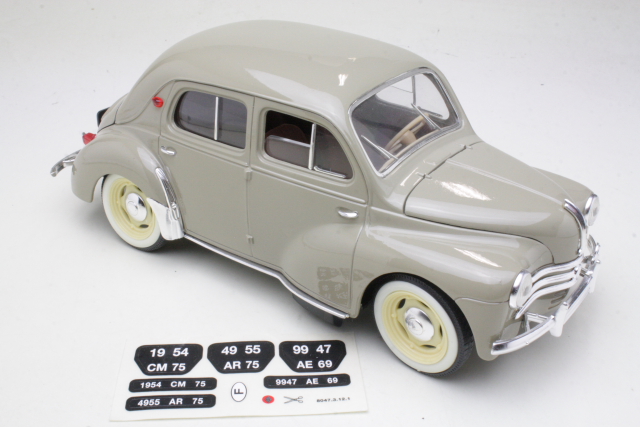 Renault 4CV Berline, grey