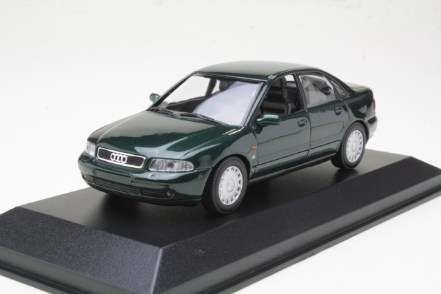 Audi A4 1995, dark green