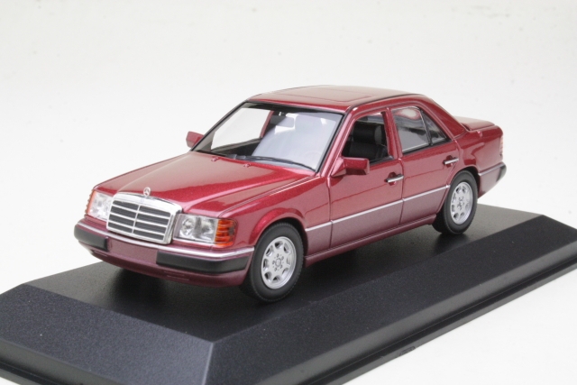 Mercedes 230E (w124) 1991, red