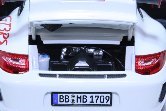 Porsche 911 GT3 RS 2010, white