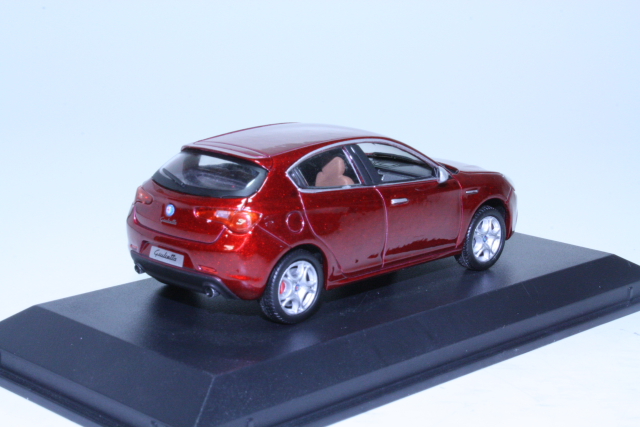 Alfa Romeo Giulietta 2010, red