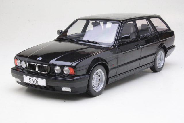 BMW 540i (e34) Touring 1991, musta