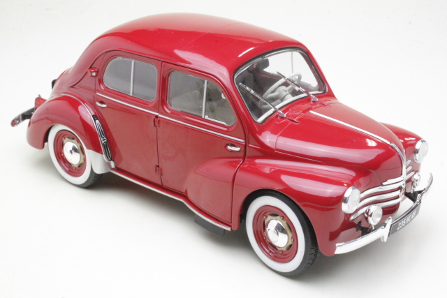 Renault 4CV 1956, red