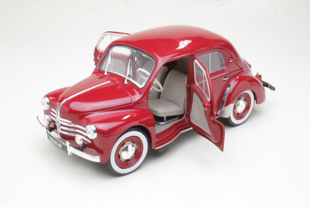Renault 4CV 1956, red