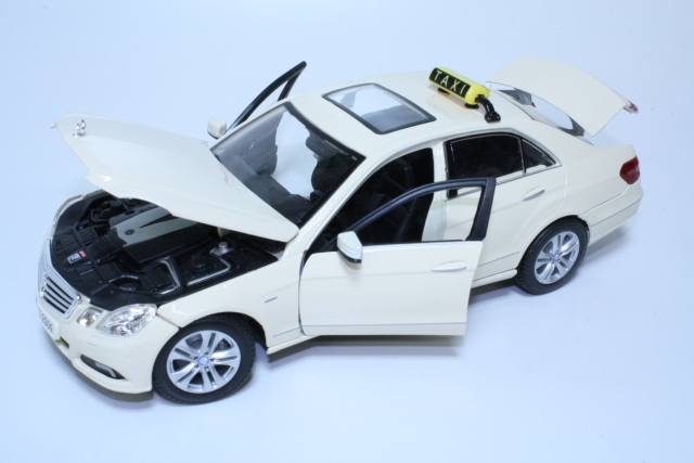Mercedes E-Class (w212) 2009 "Taxi"