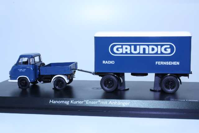 Hanomag Kurier Enser ja perävaunu "Grundig", sininen