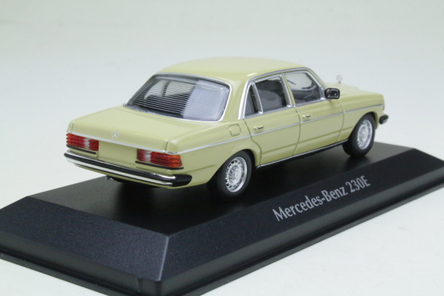 Mercedes 230E (w123) 1982, beige - Sulje napsauttamalla kuva