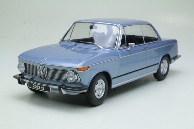 BMW 2002Ti 1971, vaaleansininen