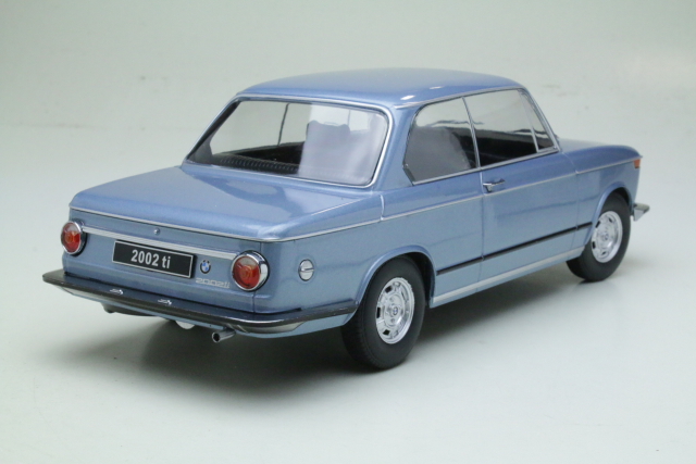 BMW 2002Ti 1971, vaaleansininen