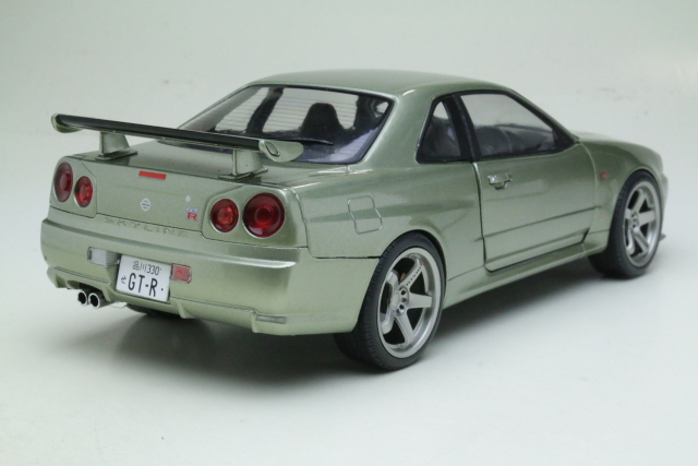 Nissan Skyline GT-R (R34) 1999, vaaleanvihreä - Sulje napsauttamalla kuva