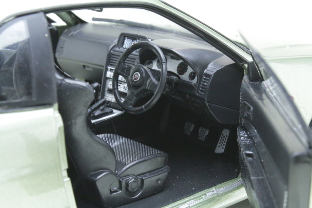 Nissan Skyline GT-R (R34) 1999, vaaleanvihreä