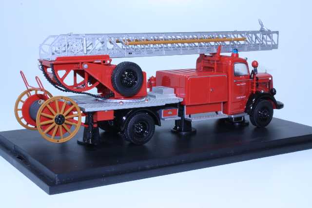 Mercedes L6600 1954, paloauto "Rastatt"