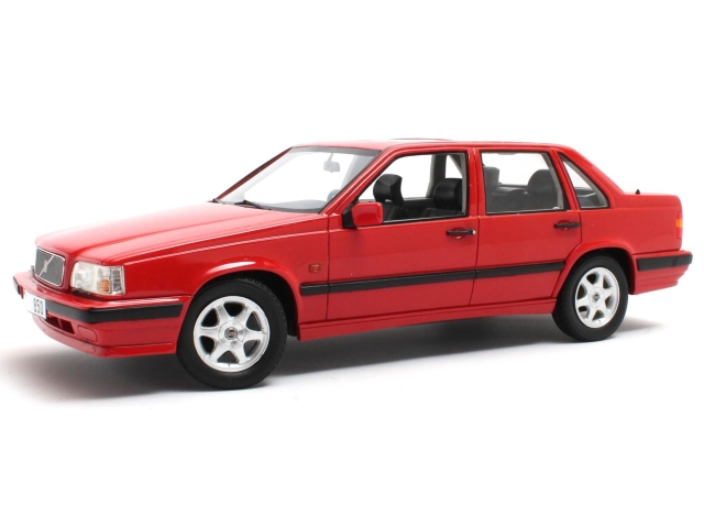 Volvo 850 GLT 1991, red