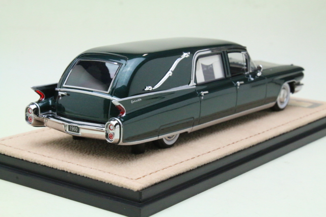 Cadillac Eureka Landau Hearse 1960, dark green