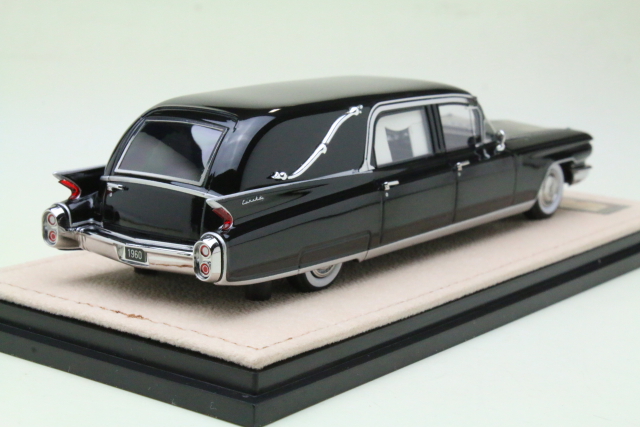 Cadillac Eureka Landau Hearse 1960, musta