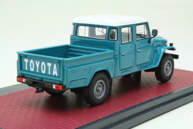 Toyota Land Cruiser HJ45 Crew Cab Pick-Up 1979, vihreä - Sulje napsauttamalla kuva