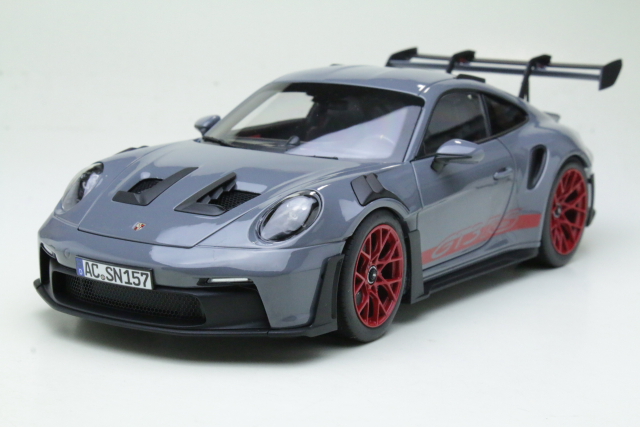 Porsche 911 GT3 RS 2022, grey/red