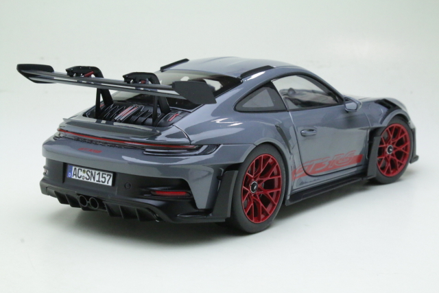 Porsche 911 GT3 RS 2022, grey/red