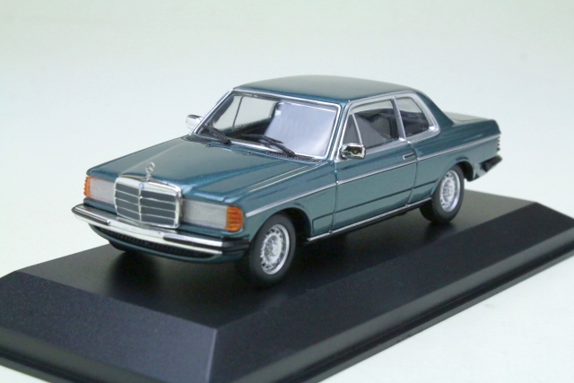 Mercedes 230CE (c123) 1976, petrol