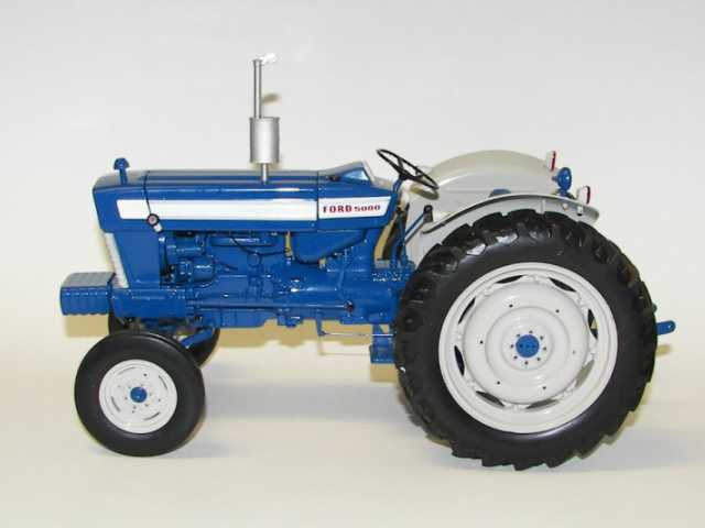 Ford 5000 1964, sininen 1:16 - Sulje napsauttamalla kuva