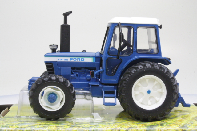 Ford TW20 1981, sininen