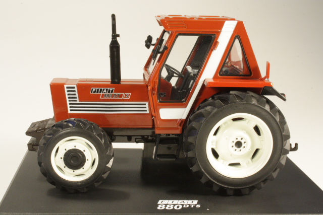 Fiat 880 DT5 1980, terracotta