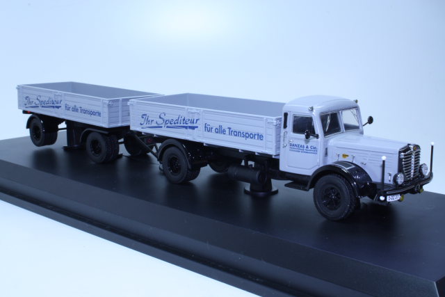 Bussing 8000 + trailer "Danzas"