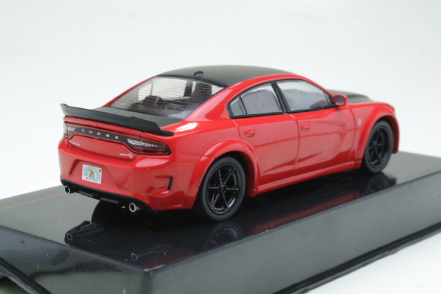 Dodge Charger SRT Hellcat 2021, punainen
