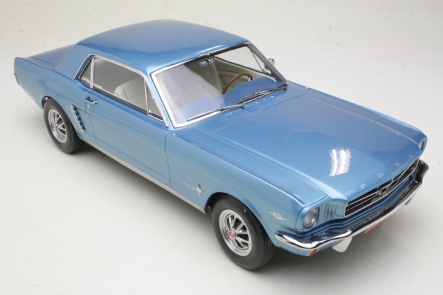 Ford Mustang Coupe 1965, sininen